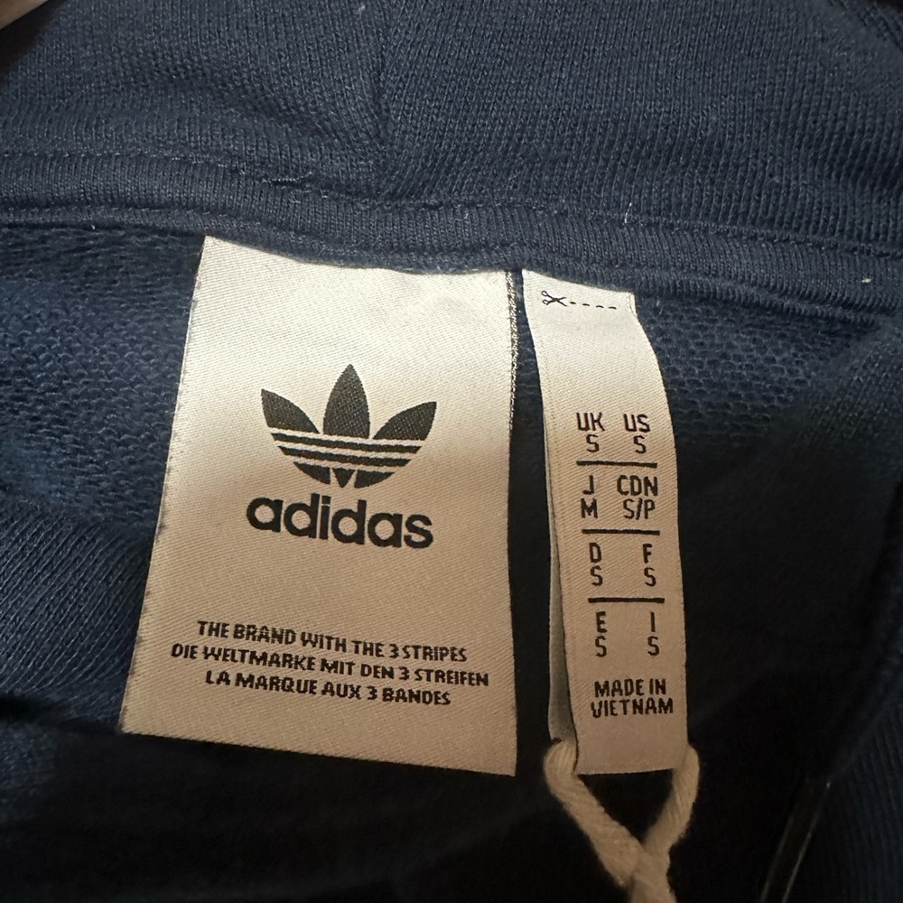 Adidas hoodie - Picture 3 of 3